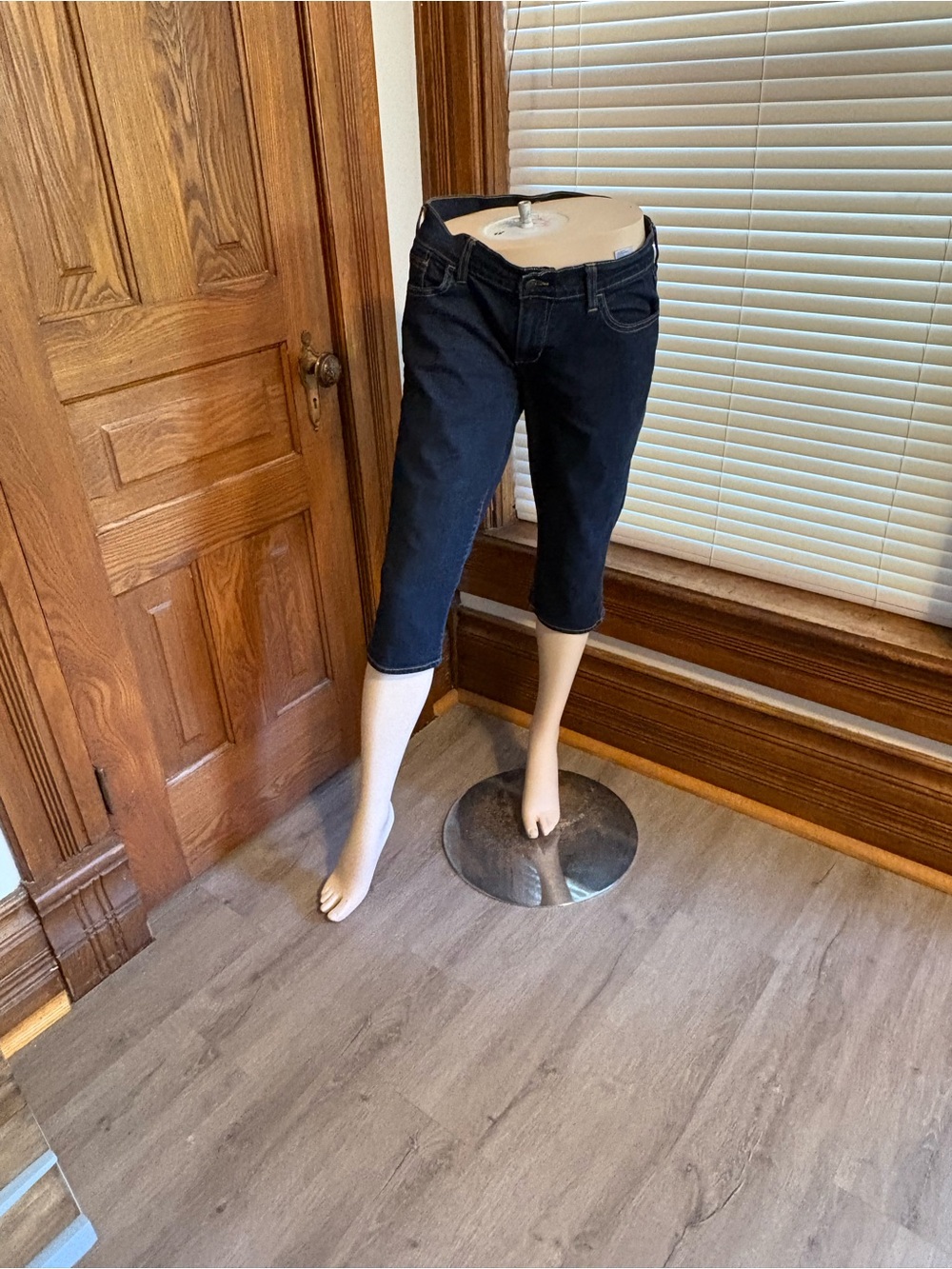 Old Navy Black Cropped Bermuda Shorts